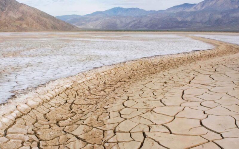 E082-water-shortage-1-scaled (1)